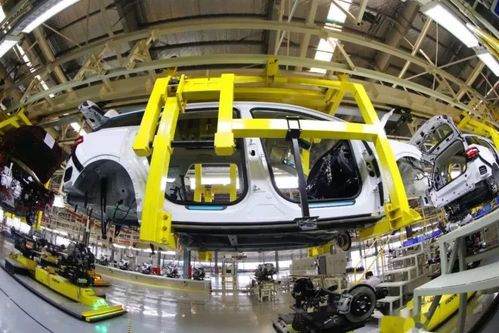 王得源 车企春光不易，欣喜的是仍能看见一片光亮